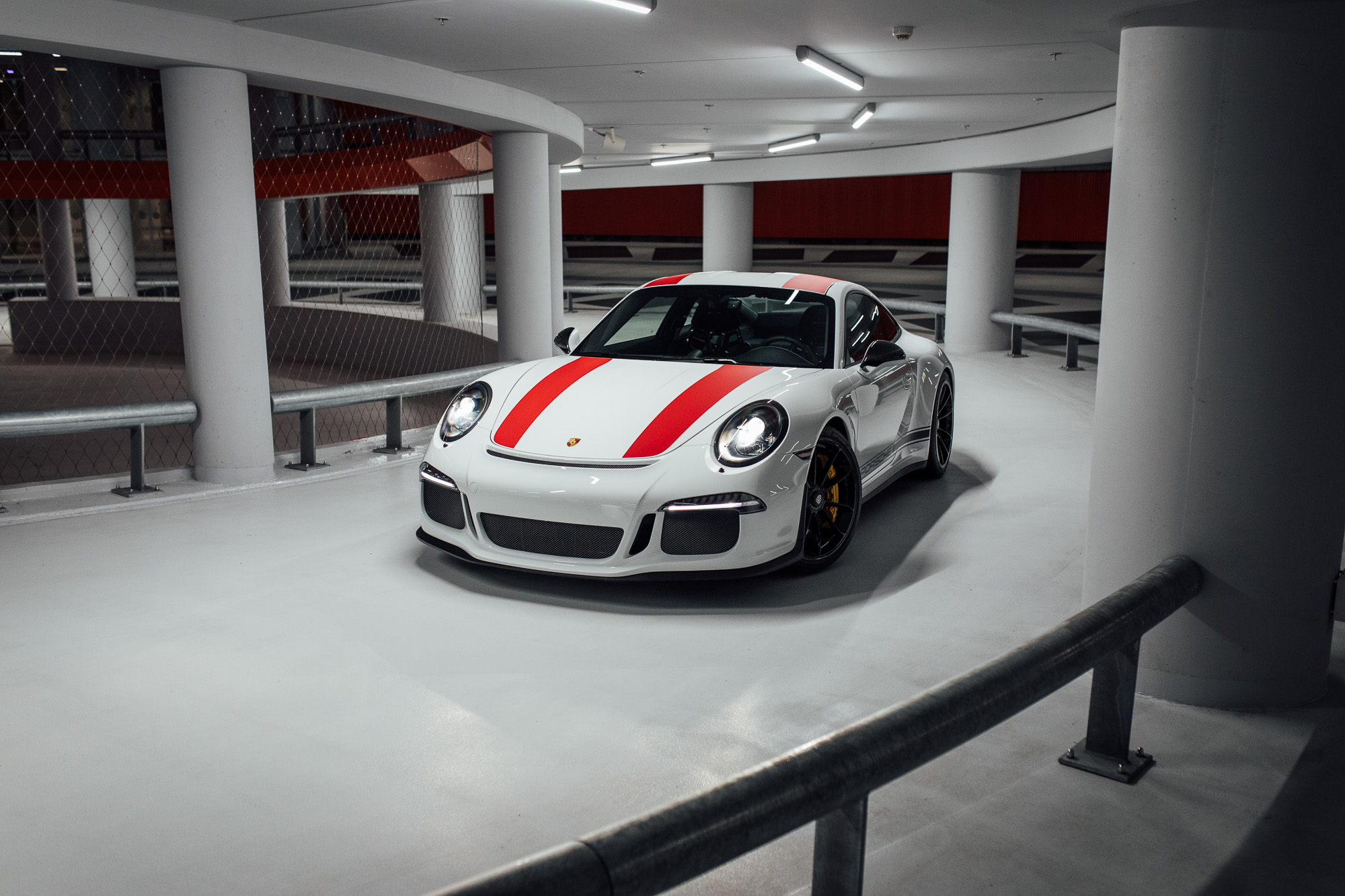 Porsche 911 R (delivery mileage)