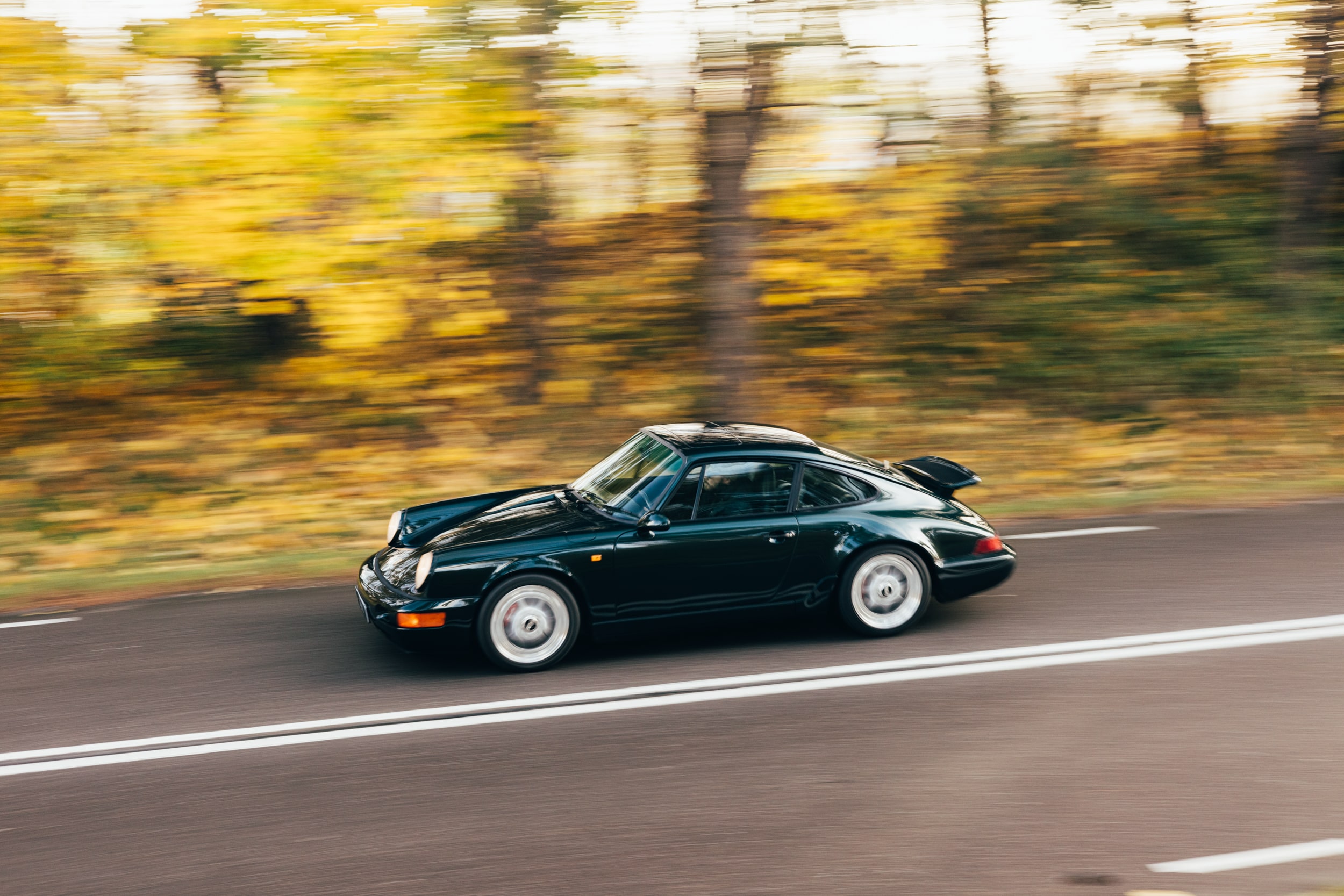 Porsche 964 C4 (Forest Green Metallic)