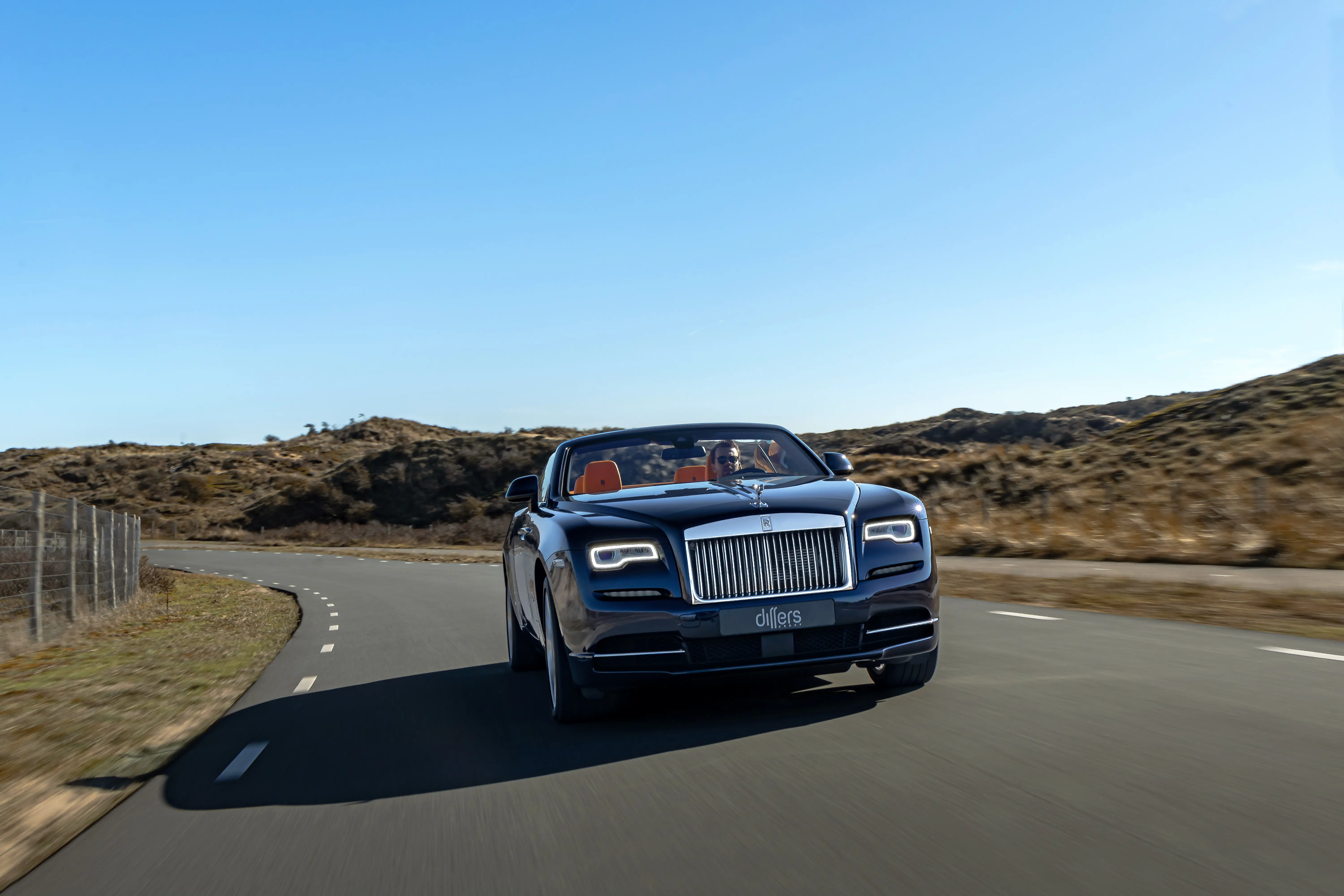 Rolls-Royce Dawn - View 6