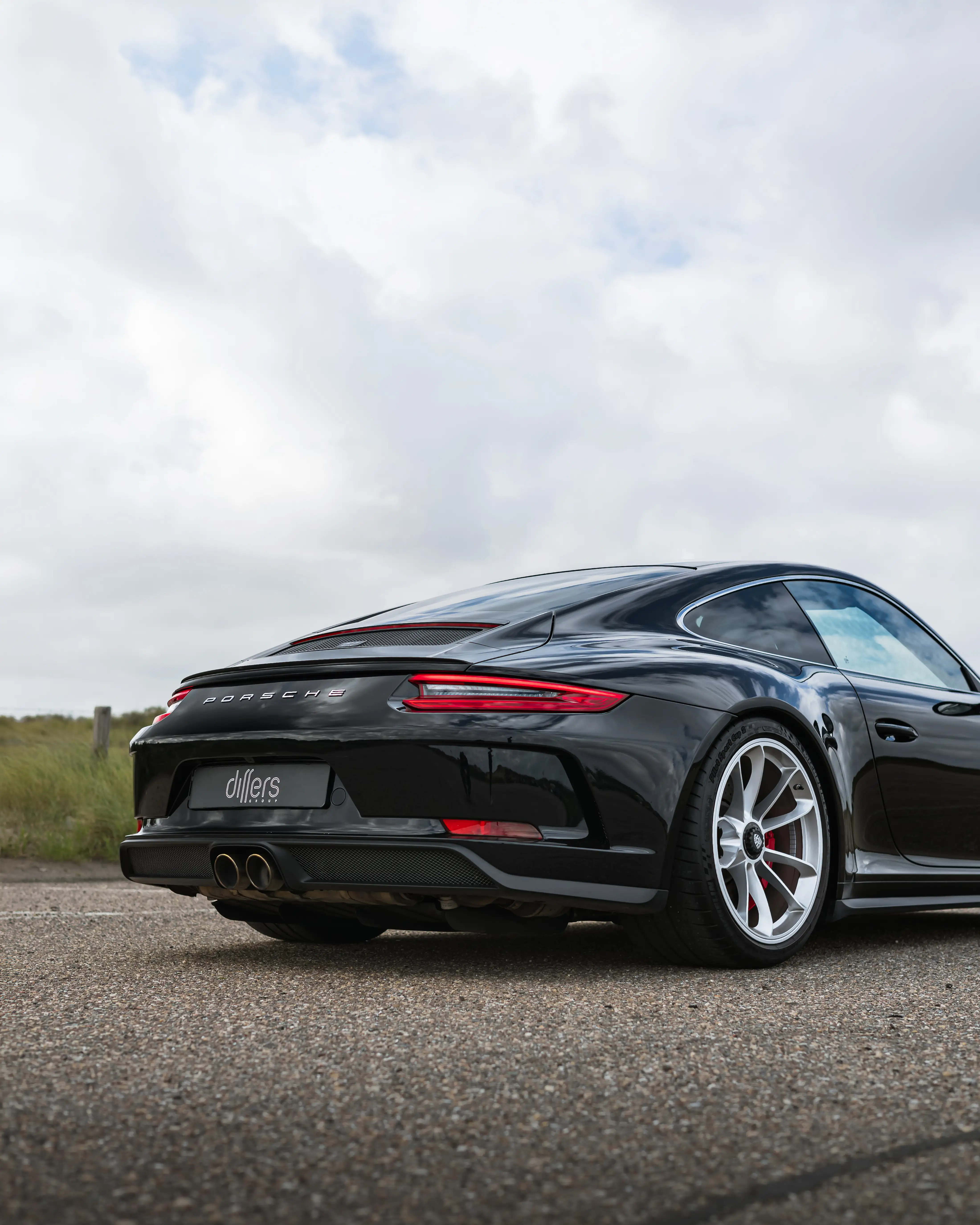 Porsche 991.2 GT3 Touring - View 2