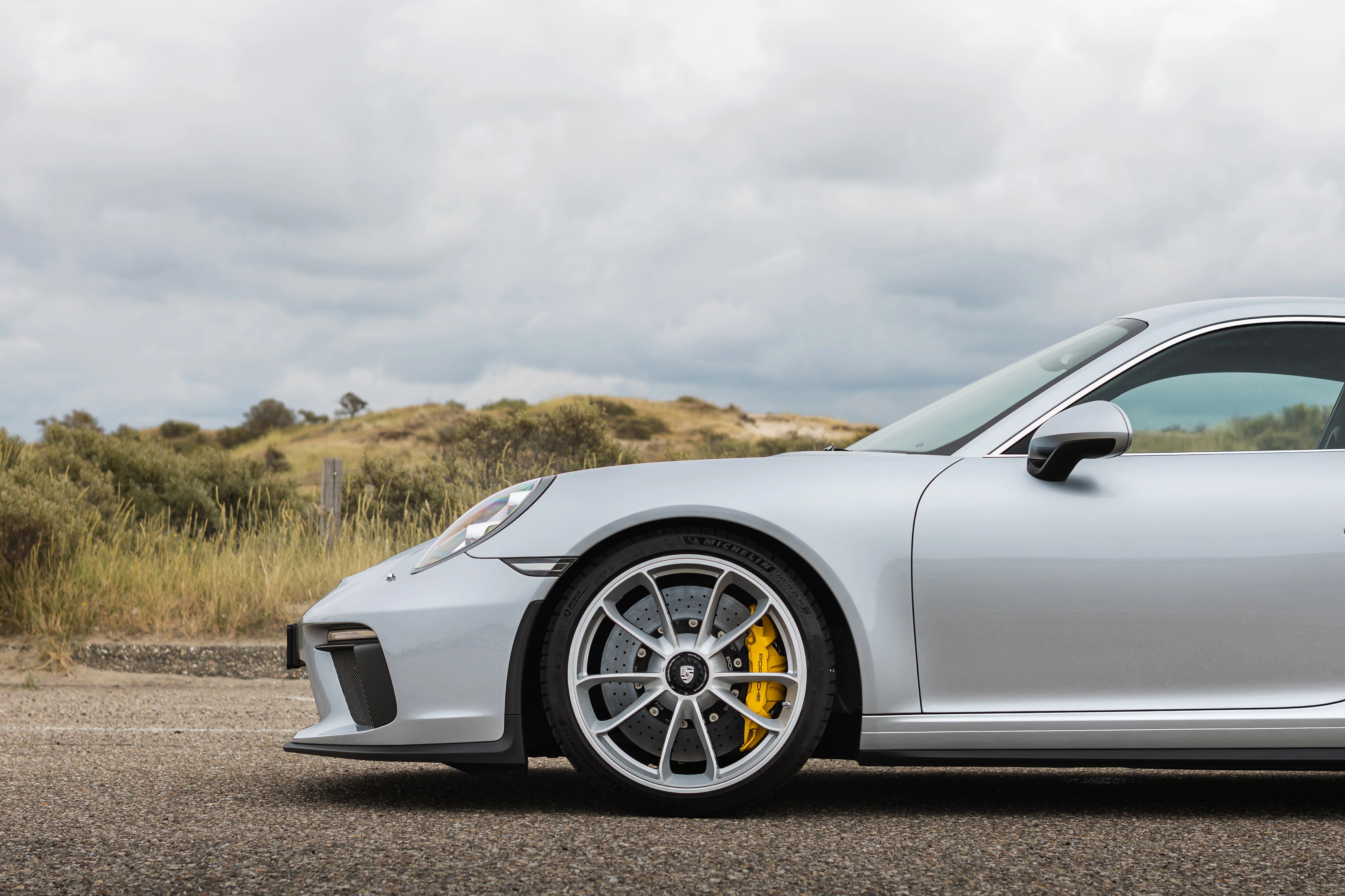 Porsche 991.2 GT3 Touring - View 2