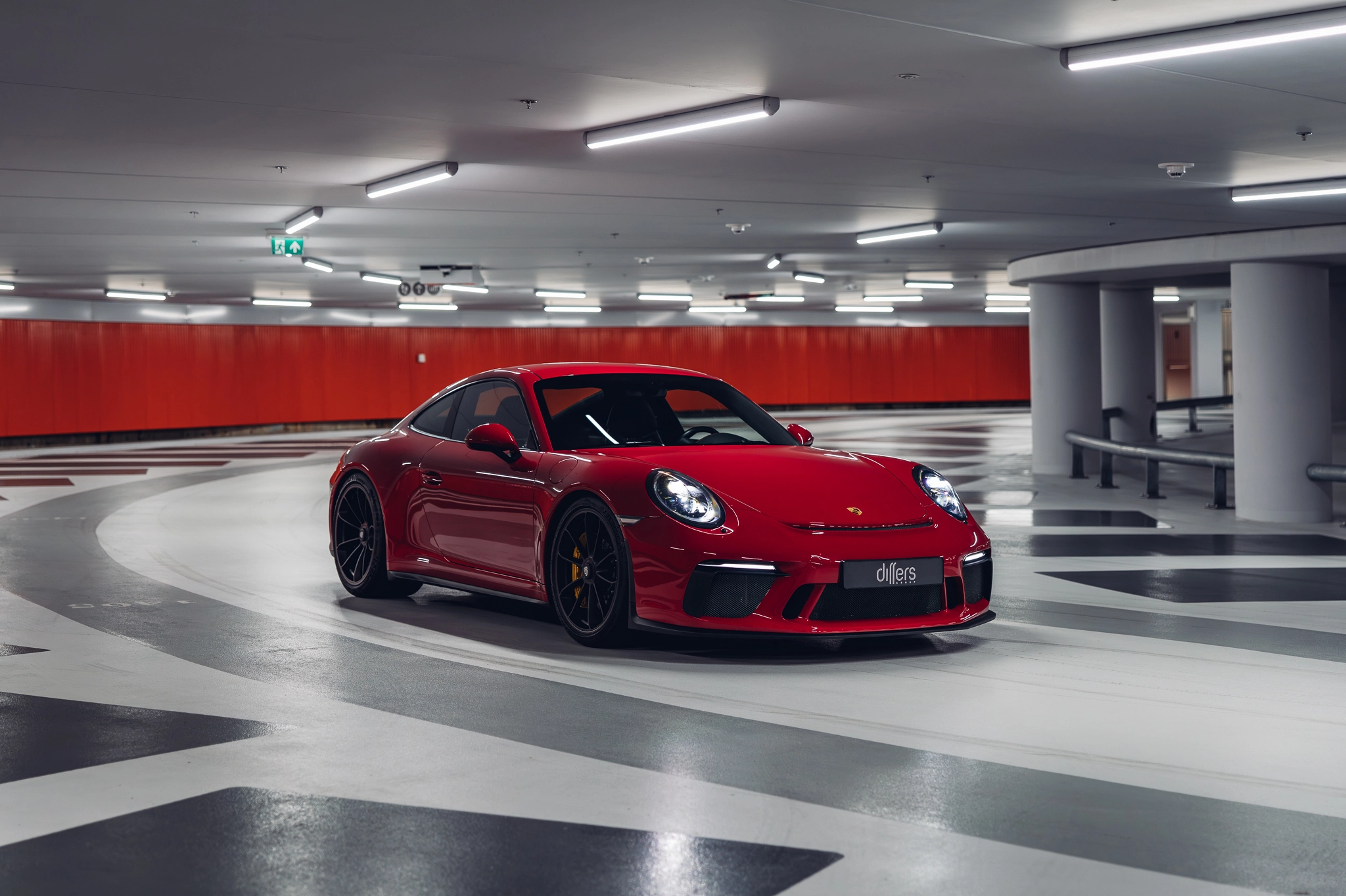 Porsche 991.2 GT3 Touring - View 2