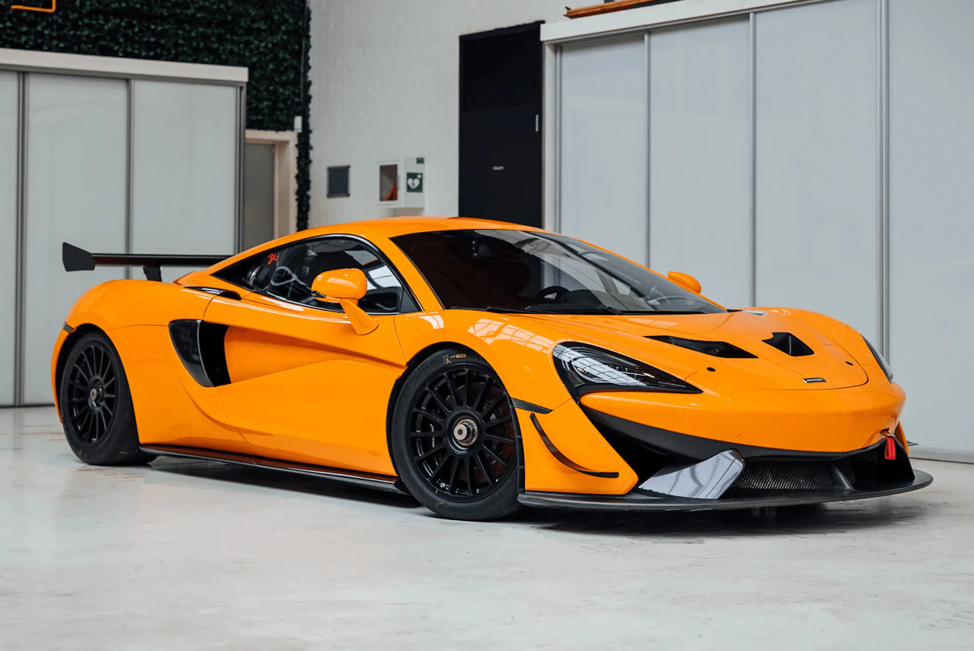 2018 McLaren 570S GT4 - VAT Q