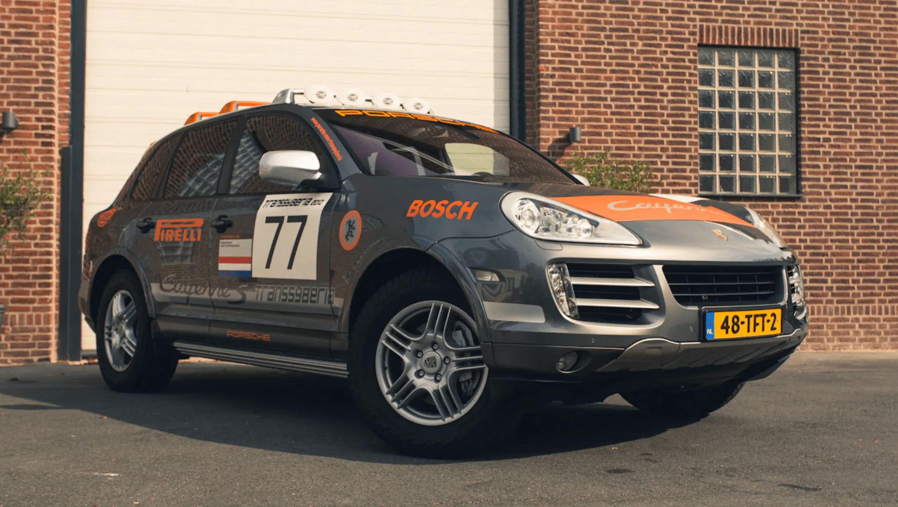 2010 Porsche Cayenne S - Transsyberia